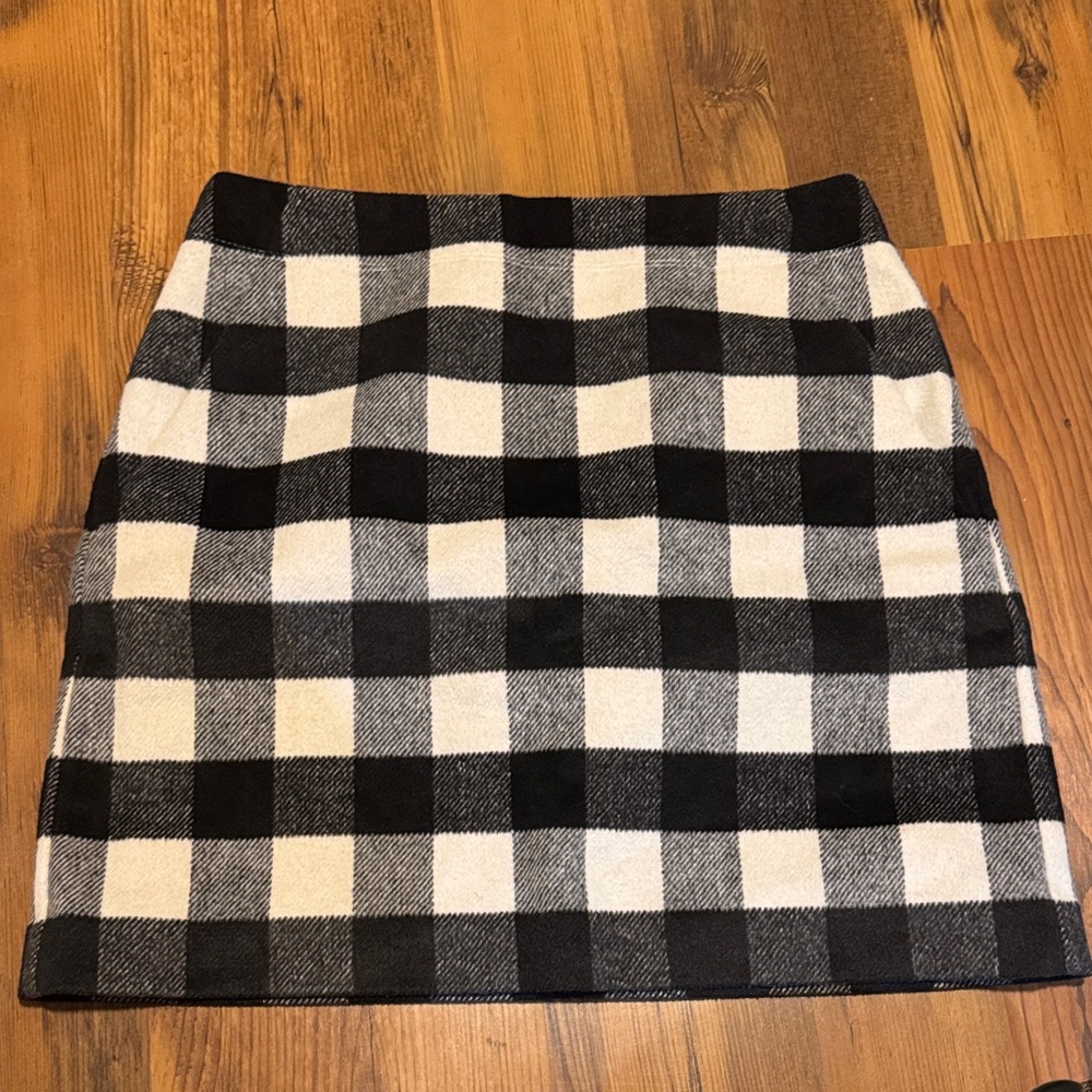 LOFT Black and White Checkered Pencil Skirt